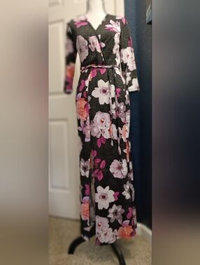 VENUS Black Maxi Dress with Pink and White Floral Print
